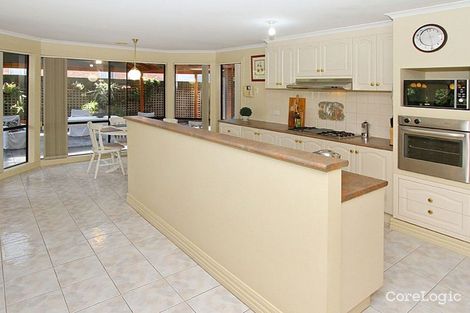 Property photo of 17 Muirs Court Taylors Lakes VIC 3038