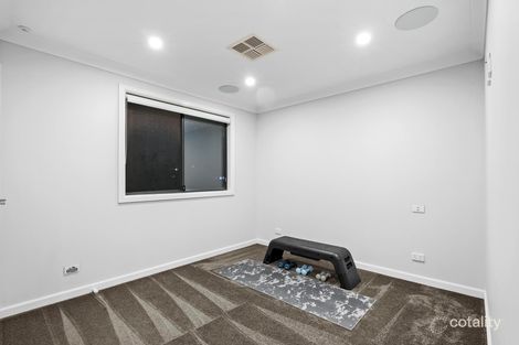 Property photo of 4 Reeves Road Edmondson Park NSW 2174
