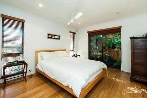 Property photo of 2A Deakin Street Swanbourne WA 6010