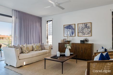 Property photo of 2/11 Beverley Crescent Broadbeach Waters QLD 4218
