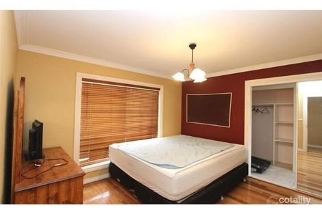 Property photo of 2/9 Silvester Crescent St Albans VIC 3021