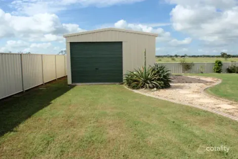 Property photo of 25 Mayfair Drive Emerald QLD 4720