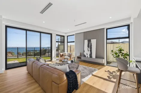 2b Hill St, O'Sullivan Beach, SA 5166