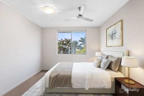 Property photo of 133/66 Sickle Avenue Hope Island QLD 4212