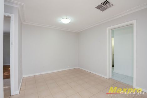 Property photo of 2 Alyxia Place Ferndale WA 6148