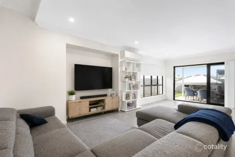 Property photo of 198 Dublin Avenue Spring Mountain QLD 4300