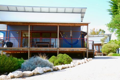 283 Esplanade, Coffin Bay, SA 5607