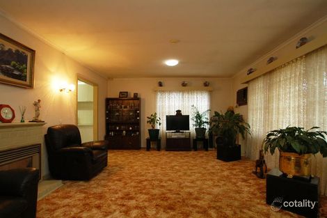 Property photo of 32 Gosford Crescent Broadmeadows VIC 3047