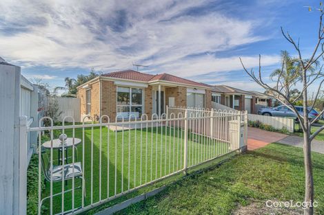 Property photo of 1 Lena Lane Roxburgh Park VIC 3064