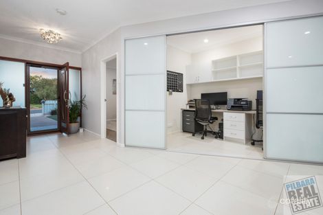 Property photo of 25 Macmahon Way Baynton WA 6714