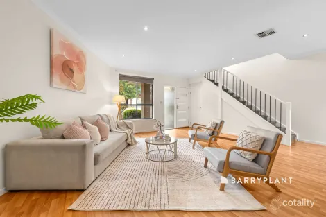 Property photo of 6/59 Fairholme Boulevard Berwick VIC 3806