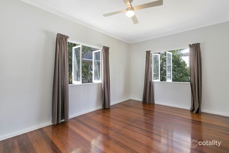 Property photo of 2/77 Linton Street Kangaroo Point QLD 4169
