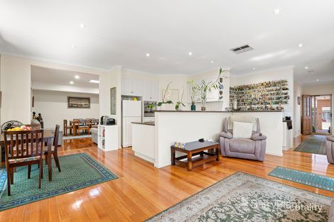 Property photo of 2/6 Dumossa Avenue Bulleen VIC 3105