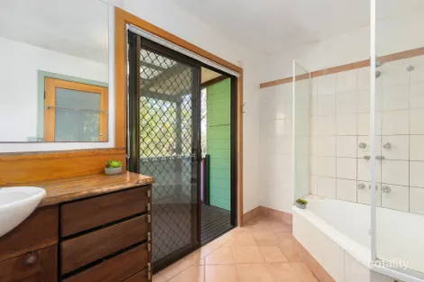 Property photo of 18 Ringwood Place Bellingen NSW 2454