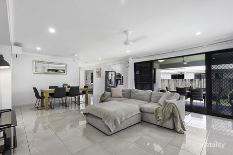 Property photo of 5 Bellavista Circuit Beaconsfield QLD 4740