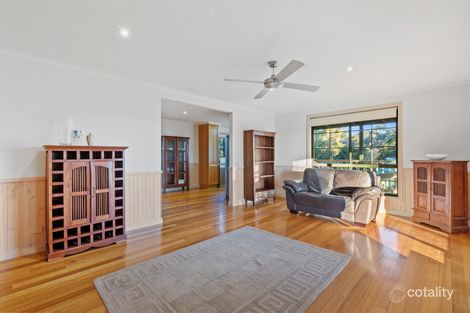 Property photo of 14 Benjamin Court Spring Gully VIC 3550