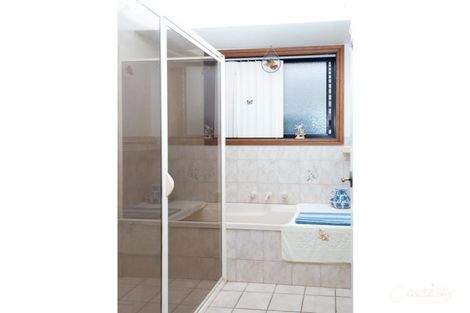 Property photo of 9 Lorikeet Street Mount Gambier SA 5290