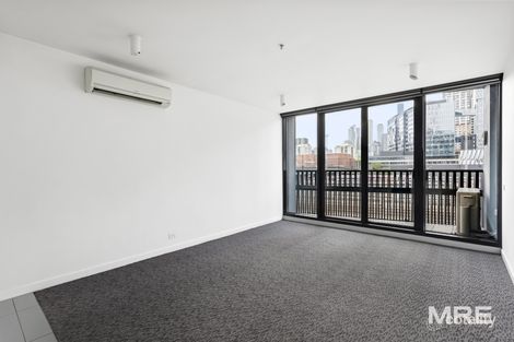 Property photo of 320/673-683 La Trobe Street Docklands VIC 3008