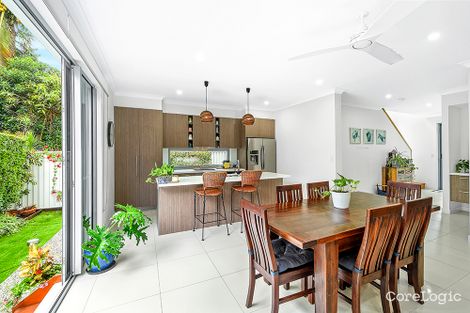 Property photo of 2/14A Broad Street Labrador QLD 4215