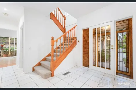 Property photo of 298-300 Oban Road Donvale VIC 3111