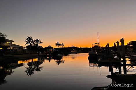 Property photo of 16 Dobell Avenue Paradise Point QLD 4216