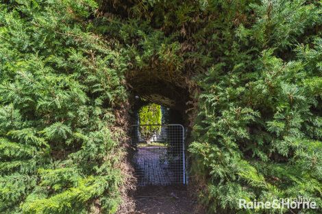 Property photo of 25 Morrow Road East New Gisborne VIC 3438
