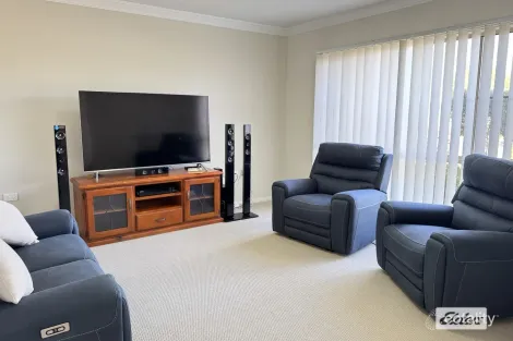 Property photo of 69 Sommerfeld Crescent Chinchilla QLD 4413