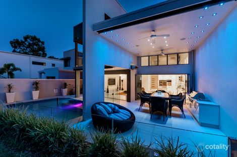 Property photo of 2/7021 Circa Vista Drive Benowa QLD 4217