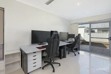 Property photo of 21 Anchorage Drive Birtinya QLD 4575