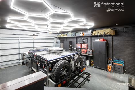 Property photo of 9 Nicholson Close Werribee VIC 3030