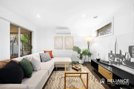 Property photo of 15 Soaring Road Tarneit VIC 3029