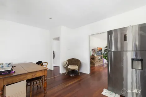 Property photo of 113 Falconer Street Southport QLD 4215