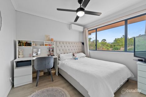 Property photo of 33/2 Studio Drive Pacific Pines QLD 4211