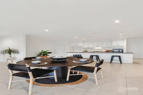 Property photo of 16 Thwaites Close Highton VIC 3216