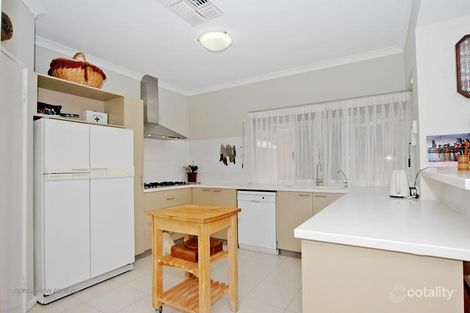 Property photo of 94 Golf Links Drive Carramar WA 6031