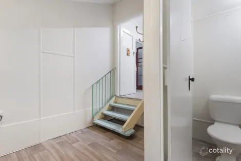 Property photo of 12 Cemetery Road Ipswich QLD 4305