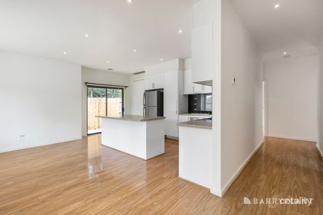 Property photo of 31 Somerlayton Crescent Fawkner VIC 3060
