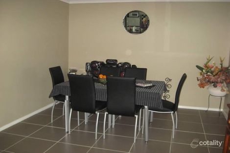 Property photo of 8 Hambrook Place Young NSW 2594