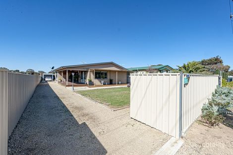 Property photo of 32 Matta Terrace Clinton SA 5570