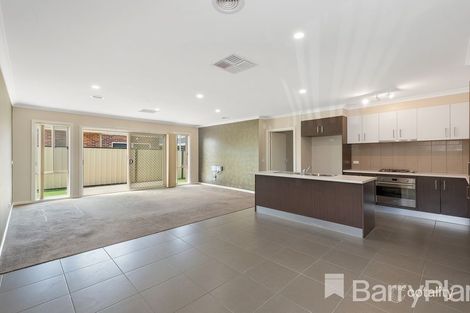 Property photo of 2/14 Marlo Drive Harkness VIC 3337