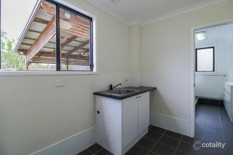 Property photo of 11 Salgado Street Boyne Island QLD 4680