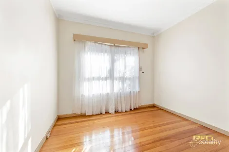 Property photo of 83 Alfrieda Street St Albans VIC 3021