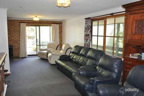 Property photo of 9 Benson Street Emerald VIC 3782