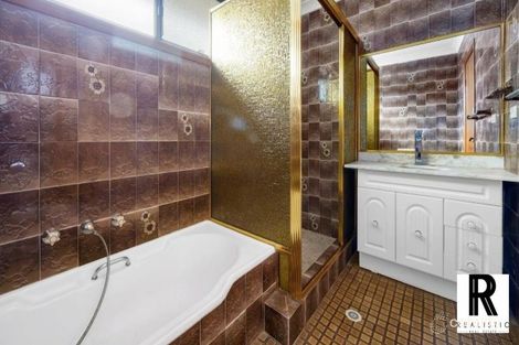 Property photo of 43 Oliveri Crescent Green Valley NSW 2168