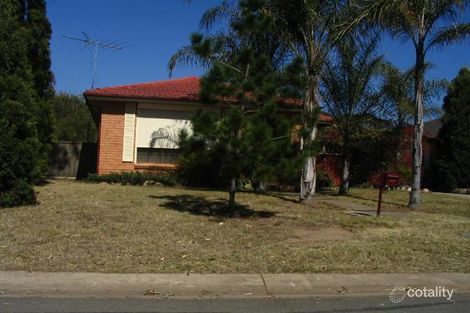 2 Comboyne Pl, St Clair, NSW 2759