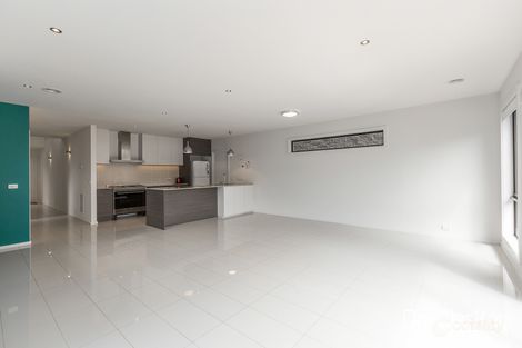 Property photo of 8 Kosa Avenue Sunshine West VIC 3020