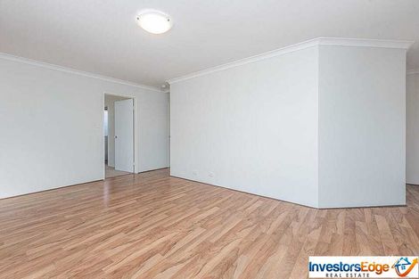 Property photo of 11 Latania Grove Warnbro WA 6169