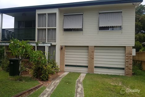 Property photo of 4 Goss Avenue Labrador QLD 4215