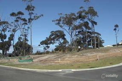 Property photo of 101 Golden Wattle Drive Ulladulla NSW 2539