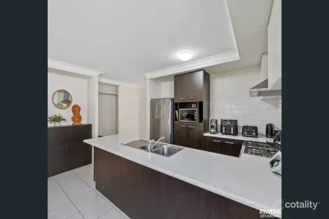 Property photo of 41 Schooner Circuit Manly West QLD 4179